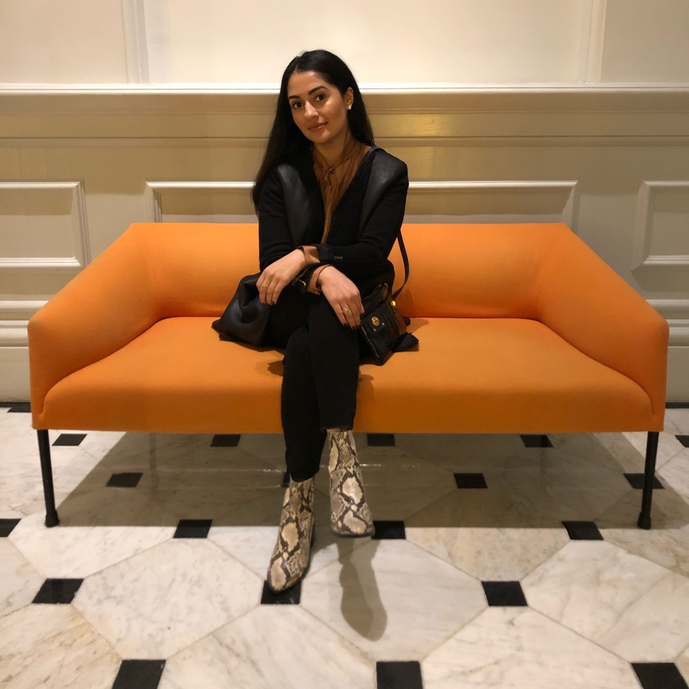 Meet your Posher, Sabrina